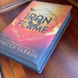 Iron Flame Hardcover Book Rebecca Yarros Black Sprayed Edges 2023 1st Edition